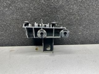 Кронштейн заднего бампера правый LEXUS LS460 06-12 XF40 4.6 1UR-FSE