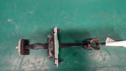 Ограничитель двери передний правый ELANTRA AD 16- 2019 2.0 G4NH