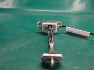 Ограничитель двери задний левый X-TRAIL/ROGUE T32 13-20 2017 2.5 QR25DE