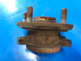 Ступица передняя левая PRIUS PLUS 11-14 2013 ZVW41L 1.8 2ZRFXE