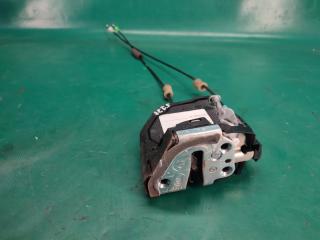 Замок двери задний правый RAV4 13-19 2016 2.5 2ARFE