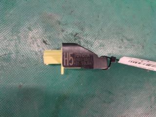 Датчик удара передний правый RAV4 13-19 2016 2.5 2ARFE