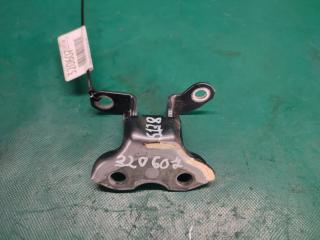 Петля двери верхняя задняя левая TOYOTA RAV4 13-19 2016 Б/У Петля двери верхняя задняя левая TOYOTA RAV4 13-19 2016