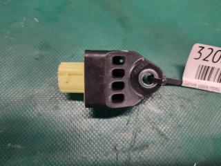 Датчик удара передний правый TOYOTA VENZA 09-16