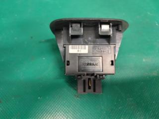 Кнопка закрывания крышки багажника X-TRAIL/ROGUE T32 13-20 2017 2.5 QR25DE