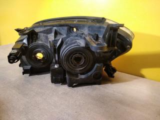 Фара правая RAV4 05-12