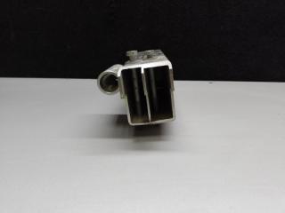 Кронштейн усилителя заднего бампера правый AUDI Q5 08-16 8R CPMB 2.0 TFSI