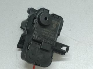 Привод открывания лючка бензобака AUDI Q5 08-16 8R CPMB 2.0 TFSI