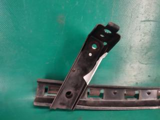 Кронштейн переднего бампера (под фарой) правый MDX (YD2) 06-13