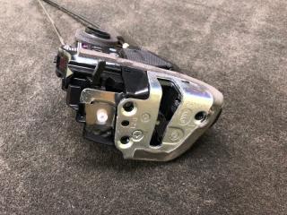 Замок двери задний правый PRIUS PLUS 11-14 2013 ZVW41L 1.8 2ZRFXE