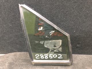 Стекло двери глухое переднее правое TOYOTA PRIUS 16-