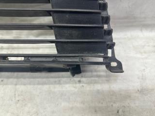 Решетка переднего бампера TOYOTA PRIUS PLUS 11-14