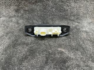 Кнопка открывания багажника наружная TOYOTA RAV4 18-