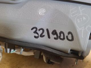 Фонарь внутренний правый CAMRY 55 14-17