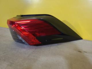 Фонарь наружный правый RAV4 18-