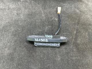 Кнопка открывания багажника наружная OUTLANDER GF 12- 2013 2.4