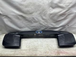 Накладка крышки багажника TOYOTA PRIUS 16- 1.8 2ZRFXE