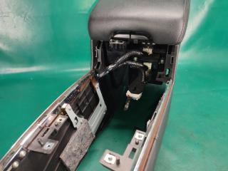 Подлокотник FX/QX70 S51 08-17 2008 5.0 VK50VE