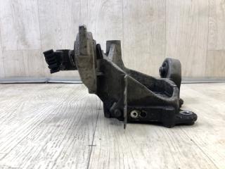 Цапфа задняя левая JEEP CHEROKEE 14- 2.4 ED8