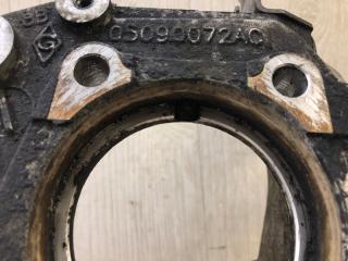 Цапфа задняя правая CHEROKEE 14- 2016 2.4 ED8