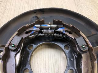 Тормозной механизм задний левый X-TRAIL/ROGUE T32 13-20 2017 2.5 QR25DE