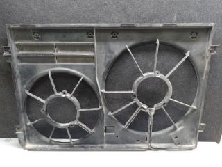 Диффузор вентилятора основного радиатора TIGUAN 08-17