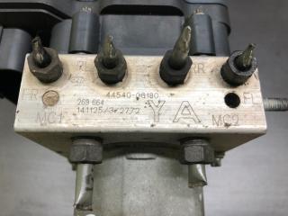 Блок ABS CAMRY 55 14-17 2015 ASV50 2.5 2ARFE