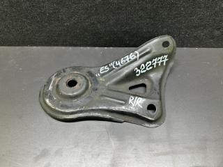 Крепление балки подвески заднее правое LEXUS ES300 ES330 01-06 2006