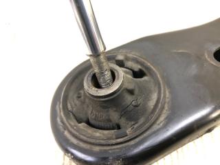 Рычаг передней подвески нижний левый RAV4 13-19 2016 2.5 2ARFE