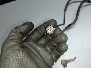 Датчик ABS передний левый ES300 ES330 01-06 2005 XV30 3.3 3MZFE