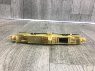 Кнопка аварийной сигнализации RAV4 13-19 2016 2.5 2ARFE