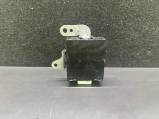 Блок управления полным приводом LEXUS GX470 02-09 UZJ120L 4.7 2UZFE