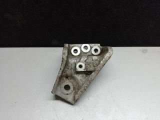 Кронштейн двигателя правый MITSUBISHI OUTLANDER 03-07 2003 Б/У Кронштейн двигателя правый MITSUBISHI OUTLANDER 03-07 2003