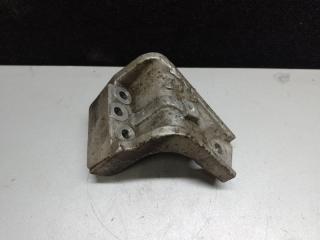 Кронштейн двигателя правый OUTLANDER 03-07 2003 2.4 4G69