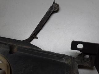 Диффузор вентилятора основного радиатора PRIUS C/AQUA 11-14 2013 NHP10L 1NZ-FXE 1.5L