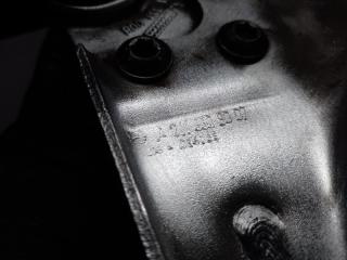 Рычаг передней подвески верхний правый MERCEDES E-CLASS W211 02-09 W211 M272964 3.5