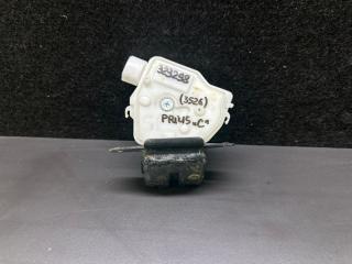Замок крышки багажника TOYOTA PRIUS C/AQUA 11-14 2013