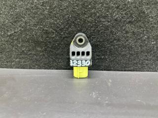 Датчик удара задний TOYOTA PRIUS C/AQUA 11-14 2013