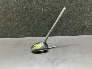 Антенна TOYOTA PRIUS C/AQUA 11-14 2013