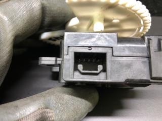 Моторчик заслонки печки TOYOTA PRIUS C/AQUA 11-14 NHP10L 1NZ-FXE 1.5L