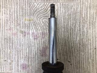 Амортизатор передний левый CHEROKEE 14- 2016 2.4 ED8