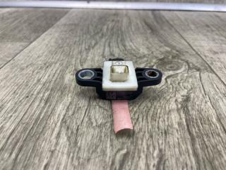 Датчик удара передний правый NISSAN X-TRAIL/ROGUE T32 13-20 T32 2.5 QR25DE