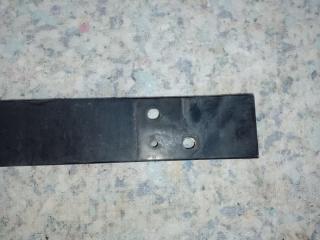 Усилитель переднего бампера LS460 06-12 2007 XF40 4.6 1UR-FSE