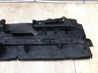 Дефлектор радиатора CHEROKEE 14- 2016 2.4 ED8