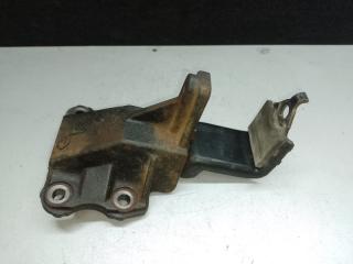 Кронштейн двигателя правый NISSAN PATHFINDER R51 04-14 2004
