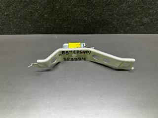 Датчик удара задний правый ES300 ES330 01-06 2005 XV30 3.3 3MZFE