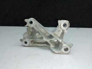 Кронштейн промежуточного вала CX-5 (KE) 11-17 2.2 Diesel