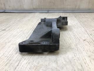 Кронштейн генератора CHEROKEE 14- 2016 2.4 ED8