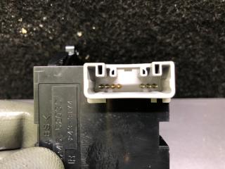 Датчик угла поворота руля LS460 06-12 2007 XF40 4.6 1UR-FSE