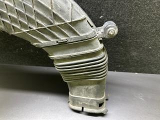 Воздухозаборник LS460 06-12 2007 XF40 4.6 1UR-FSE